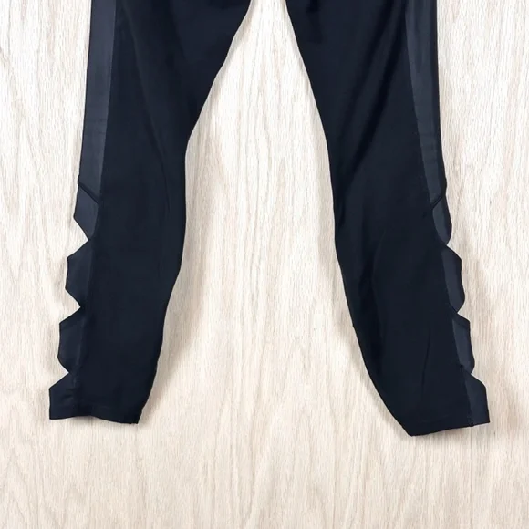 Athleta Cobra Tight Ankle Crop Leggings - Picture 10 of 12